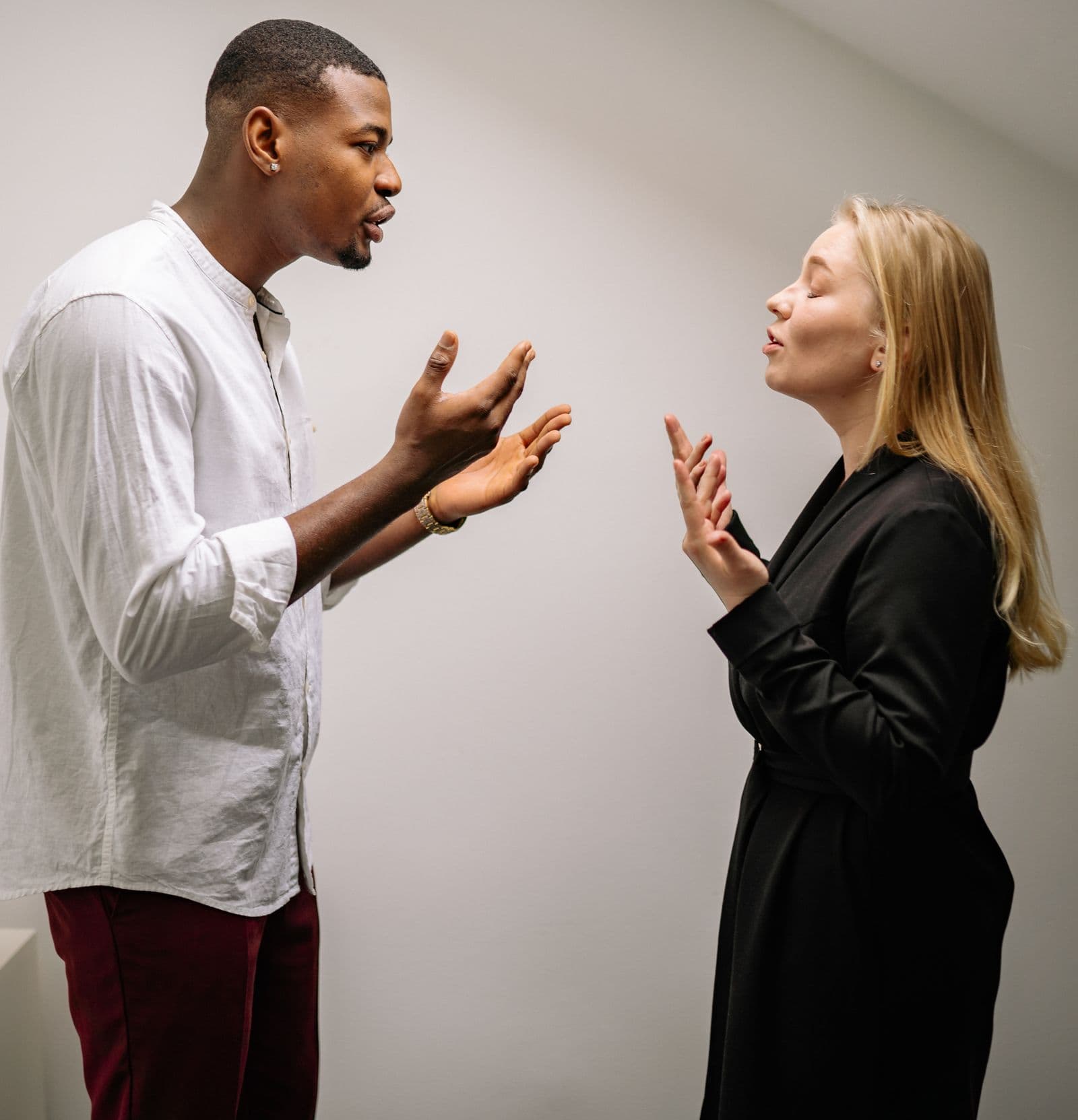 A couple in the middle of a real conversation